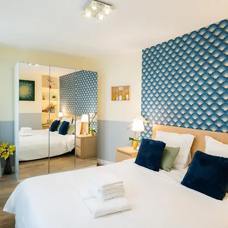 Beautiful Yellow Apartment Near Marais And Bastille Paris Exterior photo